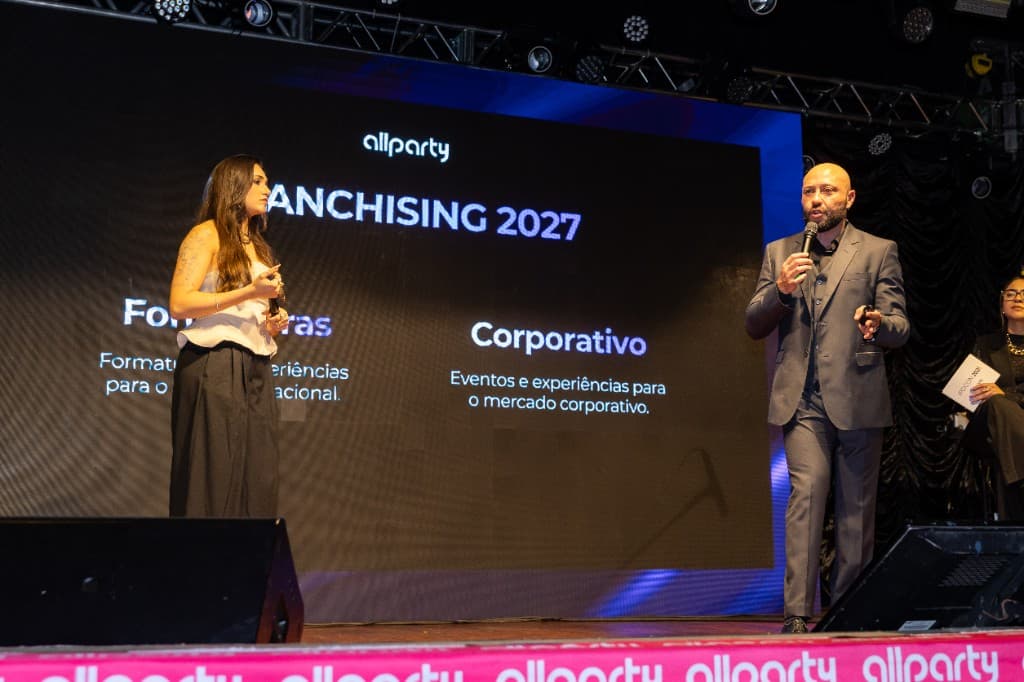 Apresentação do Franchising 2027 no palco do IPDCON 2026